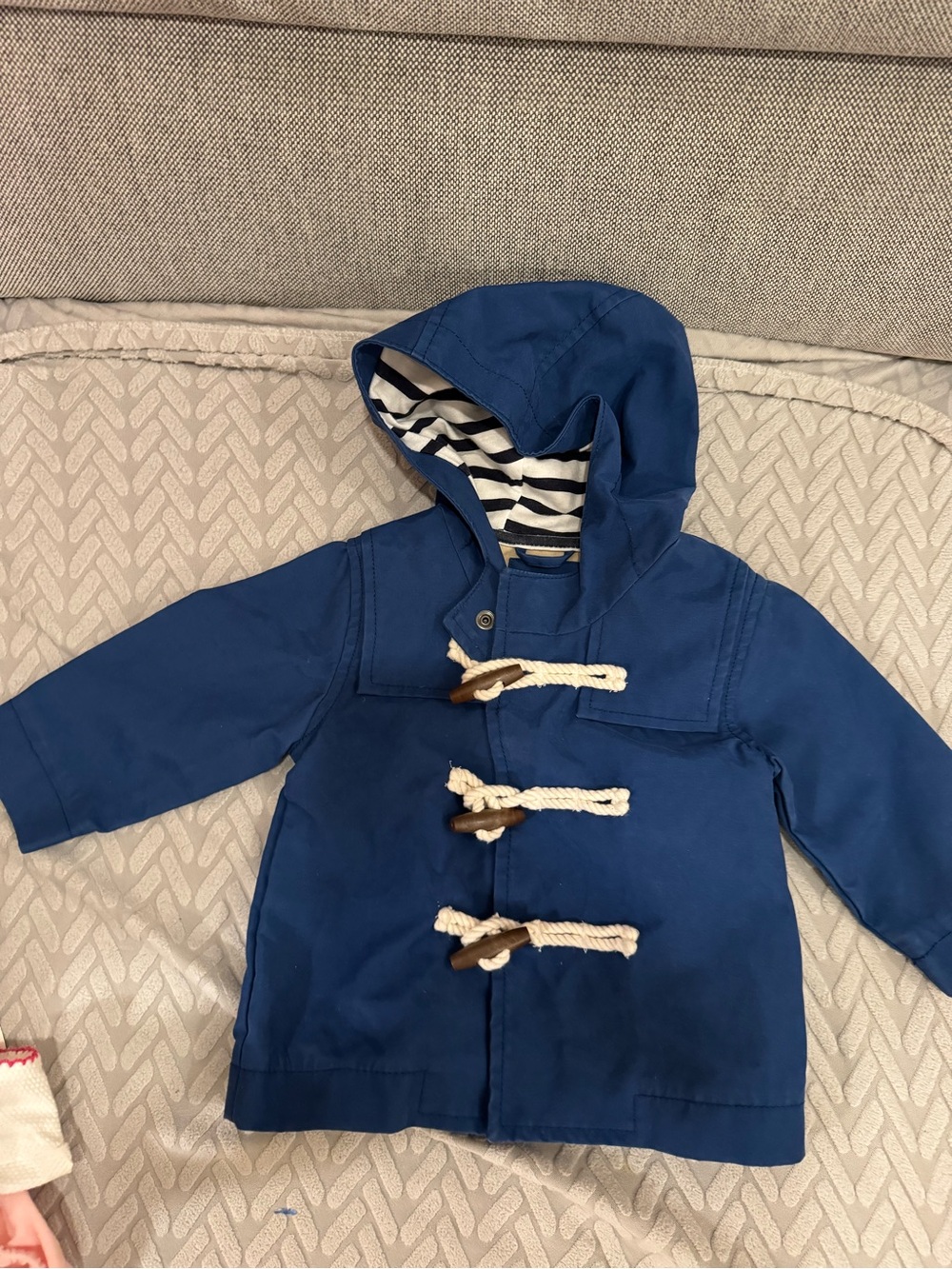 GAP x Paddington Bear Hooded Toggle Raincoat with Striped Lining size 12-18 mths